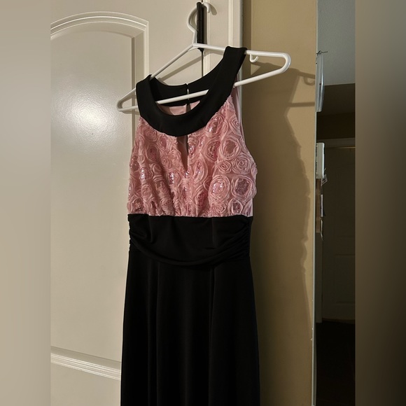 Maxi Formal Dress - Picture 2 of 7